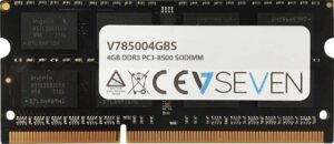 Nahaufnahme eines 4GB DDR3 RAM-Moduls mit Etikett und goldenen Kontaktleisten.