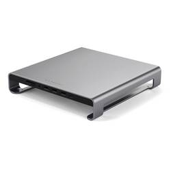 Aluminium-Laptopständer mit ergonomischem Design und integrierten USB-Anschlüssen auf weißem Hintergrund.