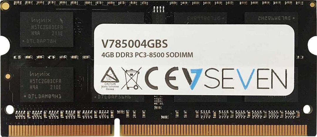 Nahaufnahme eines 4GB DDR3 RAM-Moduls mit Etikett und goldenen Kontaktleisten.