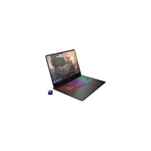 Laptop mit buntem RGB-Keyboard, zeigt ein Schiff auf dem Bildschirm.